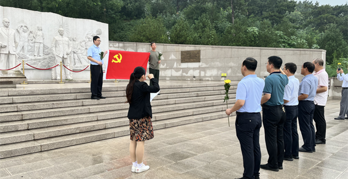 �����㳡����б ����������Ӣ��