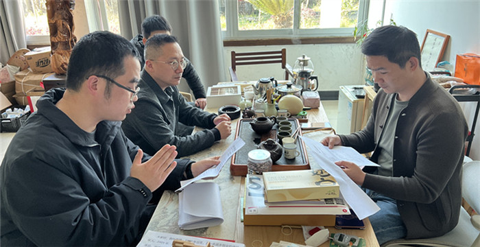 ˫���Ż���������ҵ ��ȼ��չ��